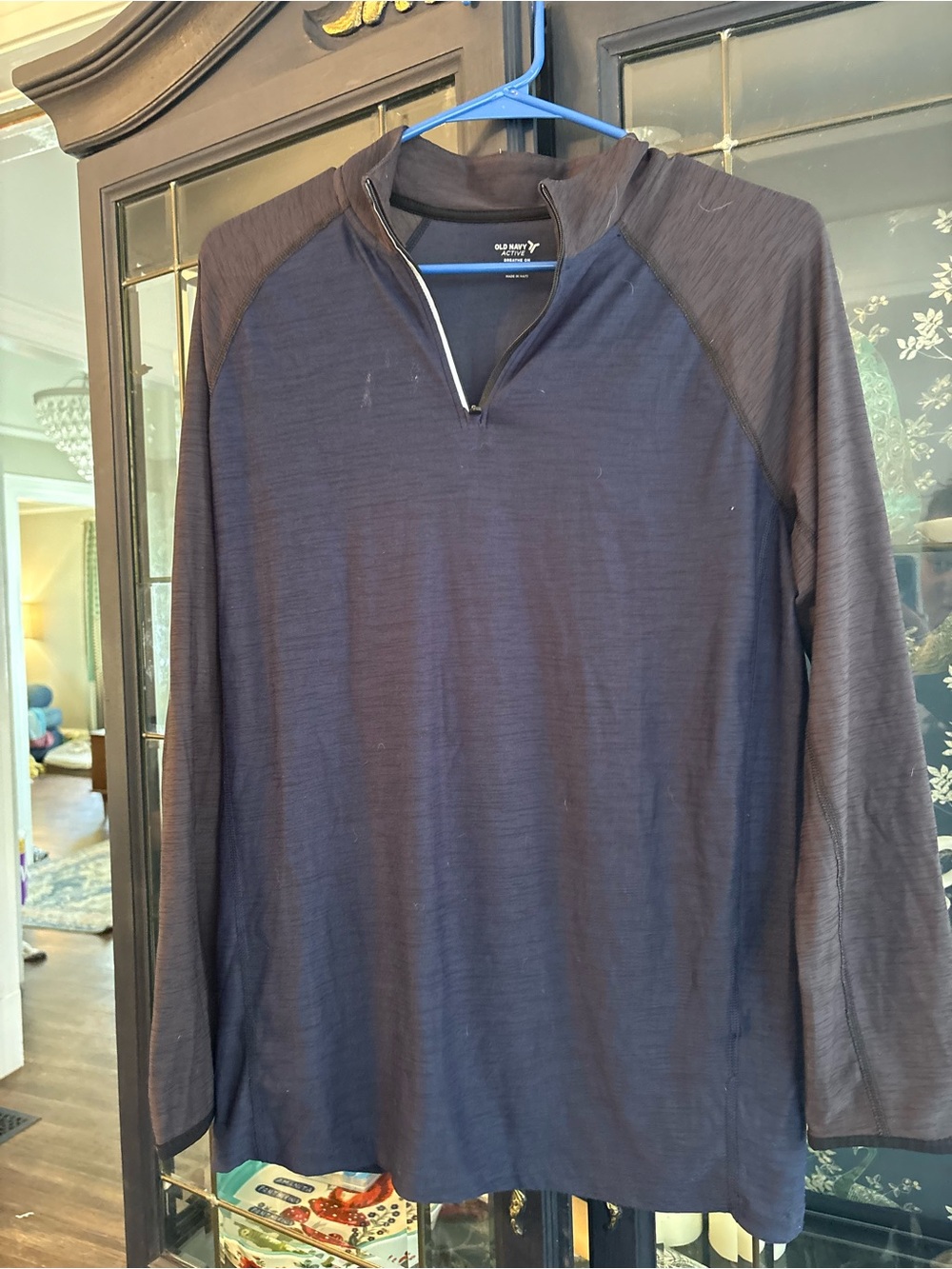 Old Navy Active Breathable Pullover - Navy with Blue Accent